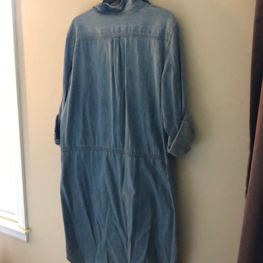 Dress - Picture 4 of 4